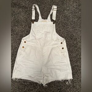 Women's size 6 universal thread short overalls white denim shorts